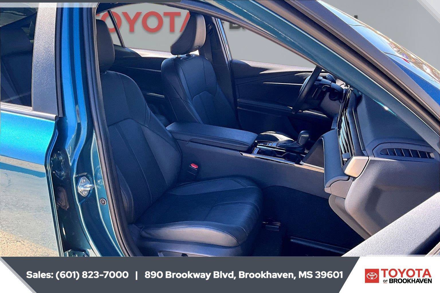 Used 2026 Toyota Camry XSE FWD image 6