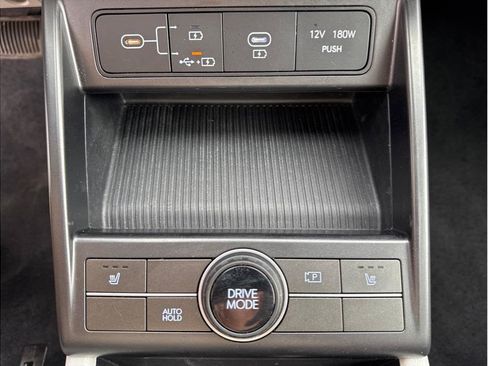Used 2024 Hyundai Kona SEL FWD image 19