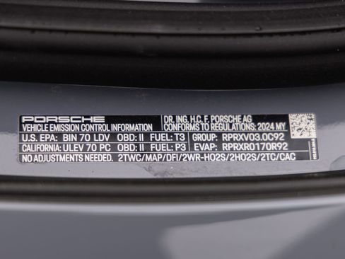 Certified 2024 Porsche 911 Carrera image 36