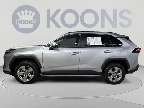Used 2023 Toyota RAV4 XLE w/ Convenience Package AWD/4WD image 17