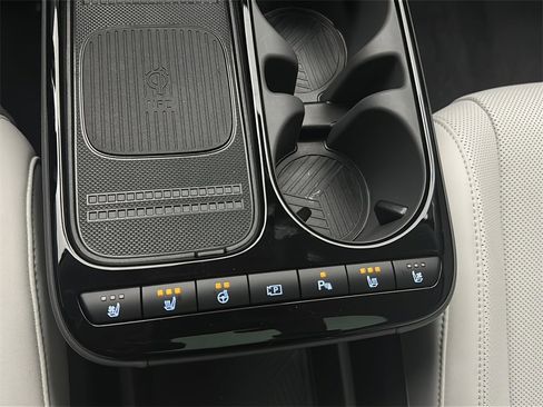 New 2026 Hyundai Ioniq 5 Limited image 32