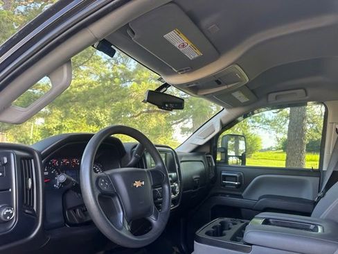 Used 2019 Chevrolet Silverado 2500 W/T w/ WT Convenience Package AWD/4WD image 36
