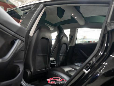 Used 2019 Tesla Model 3 Long Range image 21