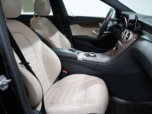 Used 2021 Mercedes-Benz C 300 4MATIC Sedan image 31