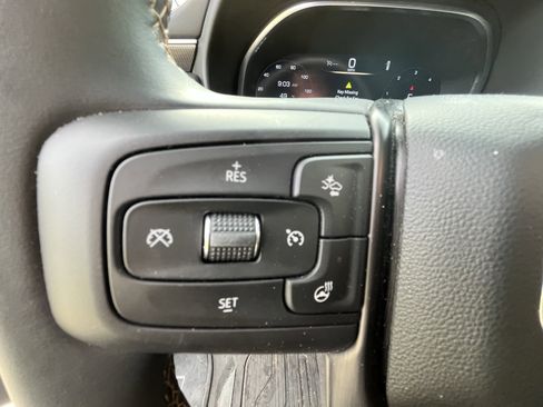 Used 2024 GMC Yukon AT4 w/ AT4 Premium Plus Package image 18