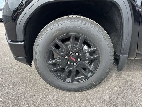 New 2026 GMC Sierra 1500 Elevation image 10