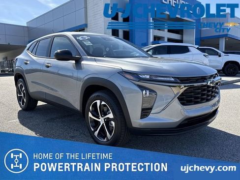 New 2026 Chevrolet Trax RS w/ Driver Confidence Package image 1