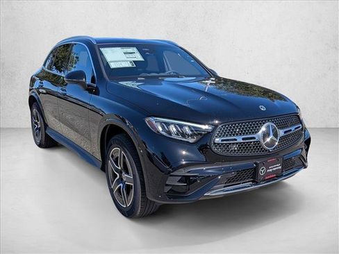 Used 2026 Mercedes-Benz GLC 300 image 6