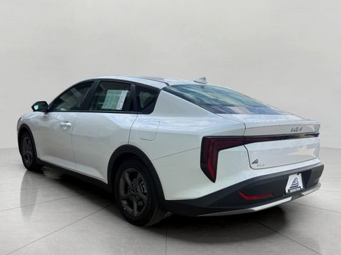 Certified 2025 Kia K4 FWD image 9