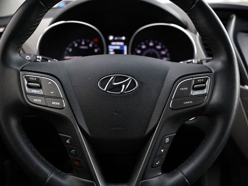 Used 2018 Hyundai Santa Fe Sport image 30