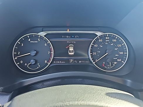 Used 2025 Nissan Sentra SV w/ SV Premium Package image 17