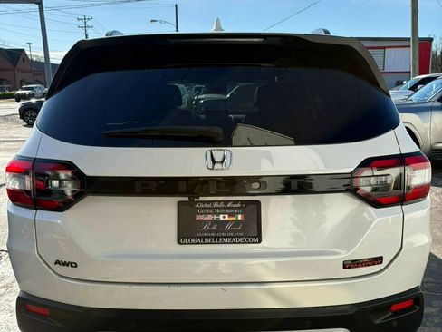 Used 2023 Honda Pilot TrailSport image 4