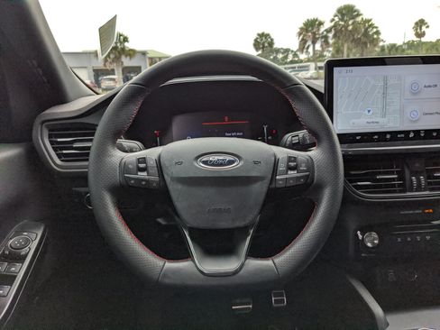 Used 2024 Ford Escape ST-Line w/ Tech Pack #1 image 15