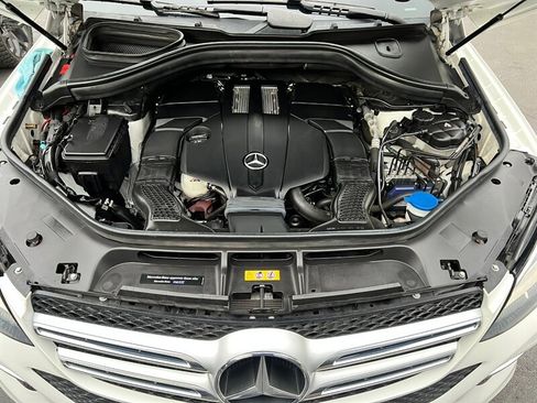 Used 2019 Mercedes-Benz GLE 400 4MATIC w/ Premium 1 Package image 52