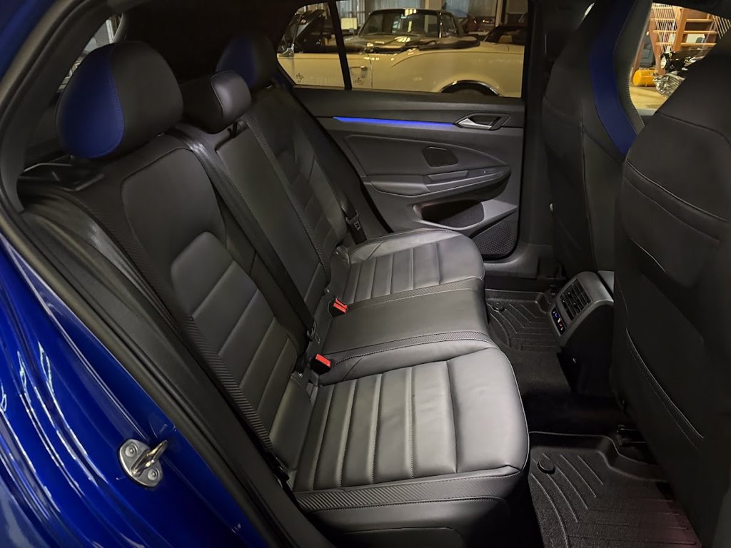Used 2024 Volkswagen Golf R AWD/4WD image 16