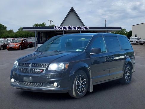 Used 2016 Dodge Grand Caravan R/T FWD image 1