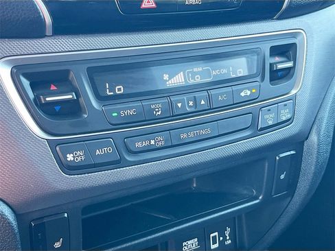 Used 2023 Honda Ridgeline RTL-E image 16