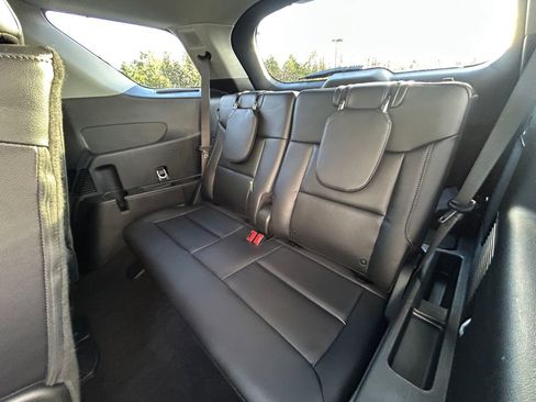 Used 2023 Ford Explorer Limited w/ Class IV Trailer Tow Package image 35