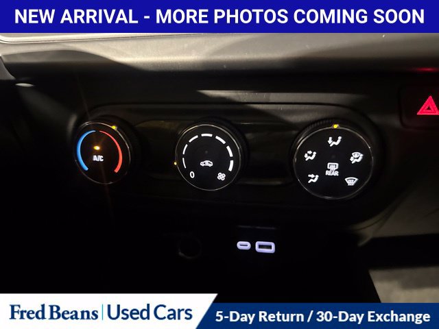 Used 2025 Chevrolet Trax LS FWD image 8
