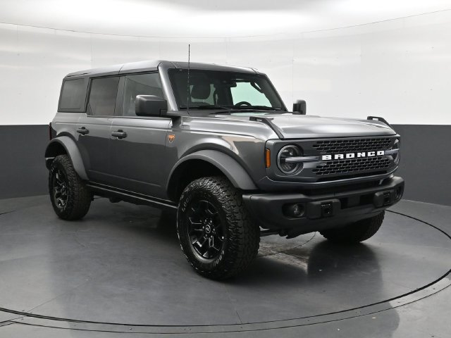Used 2026 Ford Bronco Badlands AWD/4WD image 2