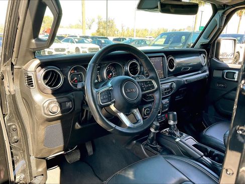 Used 2023 Jeep Wrangler Unlimited Rubicon 392 w/ Xtreme Recon 35" Tire Package AWD/4WD image 16