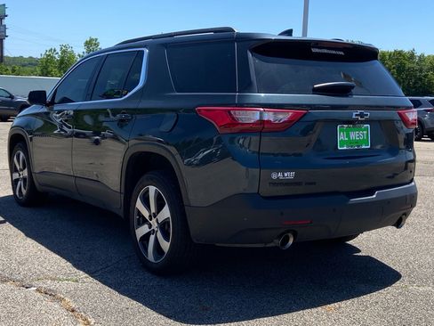 Used 2020 Chevrolet Traverse LT w/ LPO, Blackout Package AWD/4WD image 7