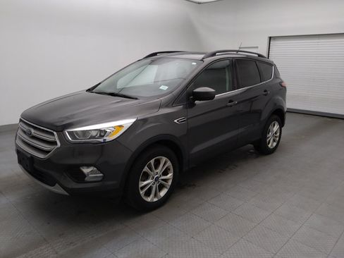 Used 2018 Ford Escape SEL image 2