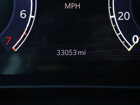 Used 2023 Jeep Grand Cherokee Altitude image 31