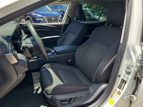 Used 2025 Toyota Camry LE w/ Convenience Package FWD image 17