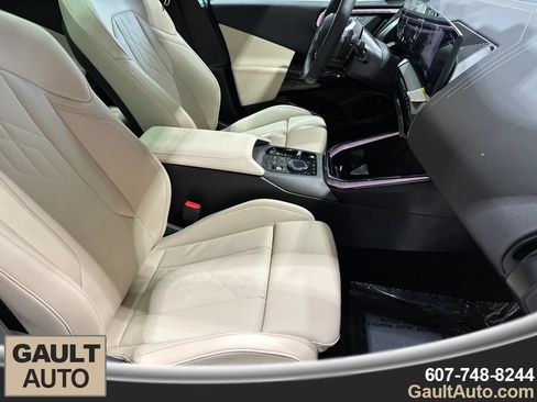 Used 2026 BMW X3 xDrive30i w/ Convenience Package AWD/4WD image 18