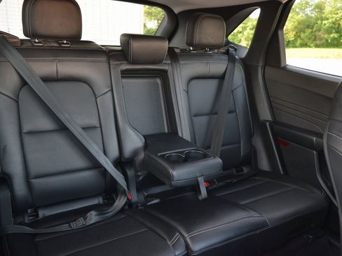 Used 2022 Ford Escape Titanium image 34