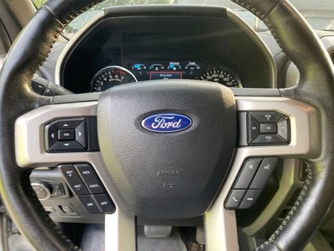 Used 2019 Ford F150 Lariat AWD/4WD image 27