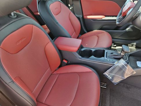 New 2026 Kia K4 GT-Line w/ GT-Line Premium Package FWD image 11