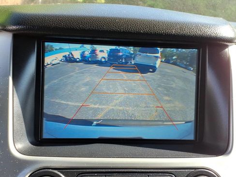 Used 2016 GMC Yukon XL SLT w/ Open Road Package AWD/4WD image 24