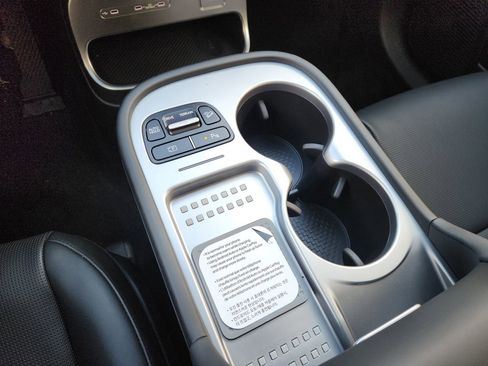 New 2026 Hyundai Ioniq 9 SEL image 16