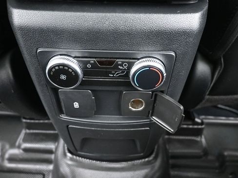 Certified 2023 Ford Explorer ST-Line w/ Class IV Trailer Tow Package image 16