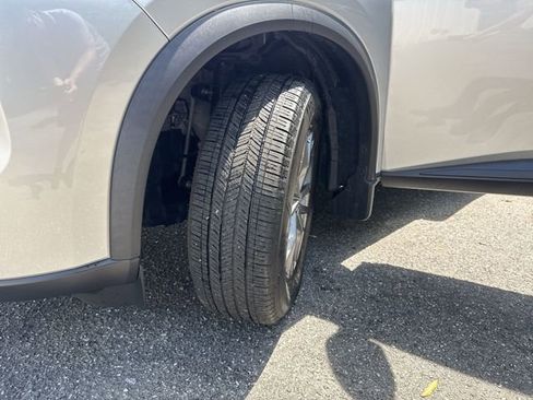 Used 2024 Nissan Rogue S image 30