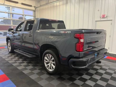 Used 2020 Chevrolet Silverado 1500 Custom w/ Custom Value Package AWD/4WD image 6