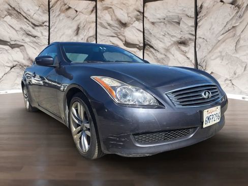 Used 2010 INFINITI G37 Journey w/ Premium Pkg RWD image 3