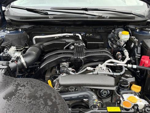 Used 2025 Subaru Outback Premium AWD/4WD image 15