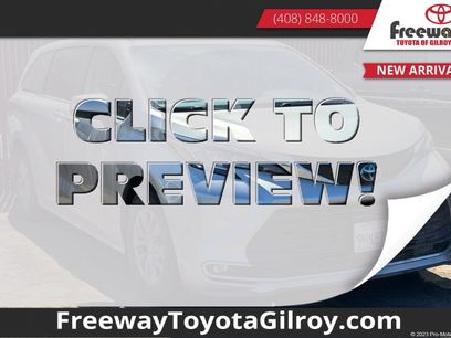 Used 2022 Toyota Sienna XLE