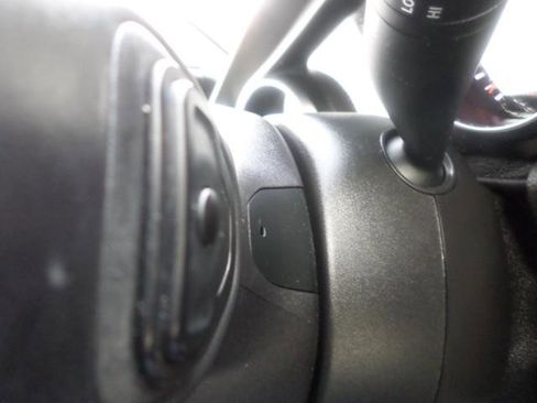 Used 2021 Jeep Gladiator Sport image 19