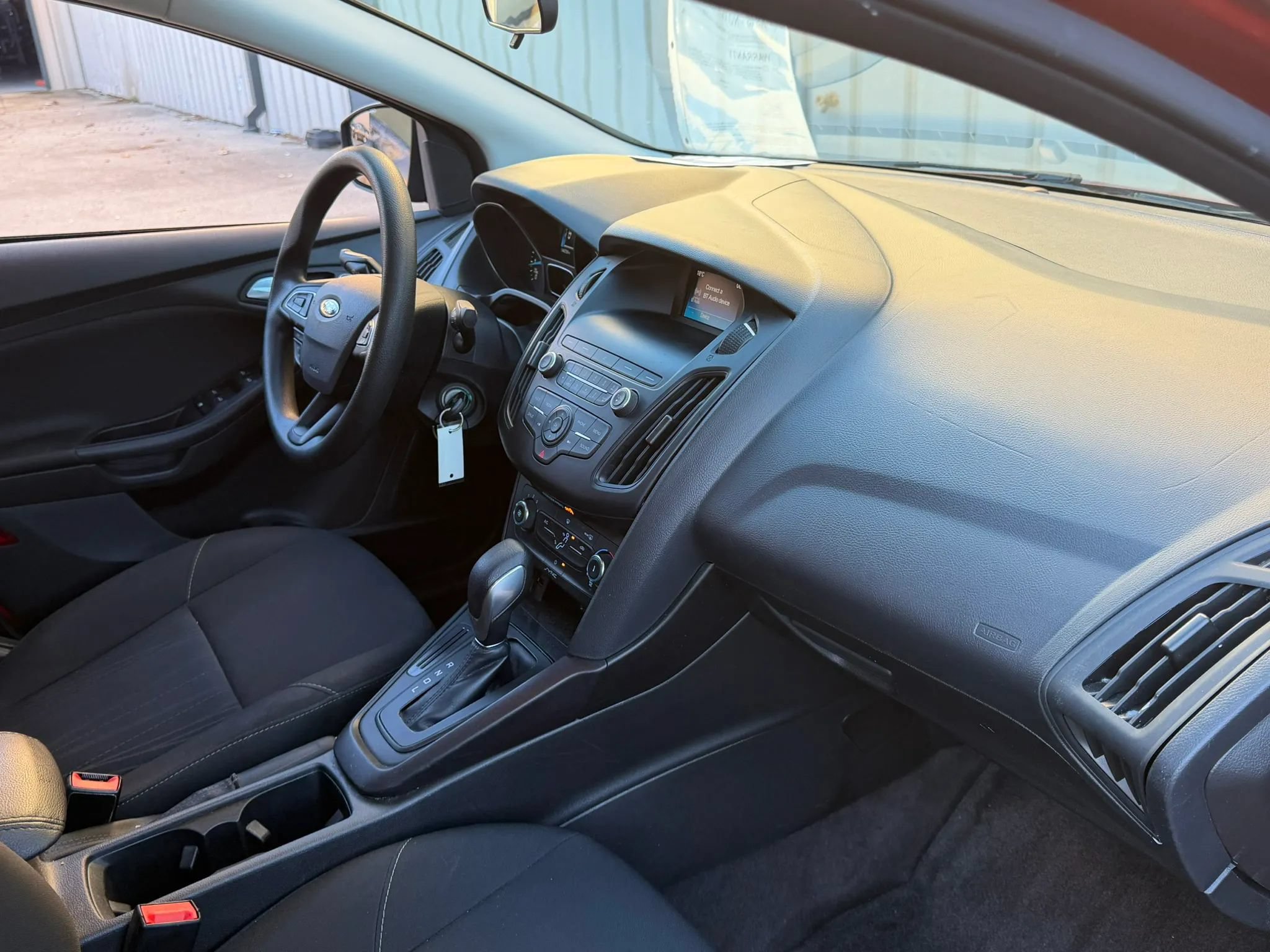 Used 2018 Ford Focus SE FWD image 15