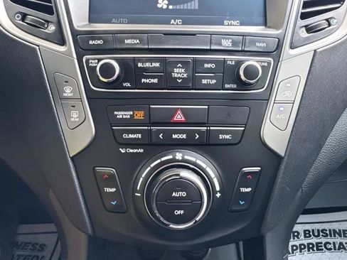 Used 2017 Hyundai Santa Fe Sport w/ Cargo Package FWD image 38