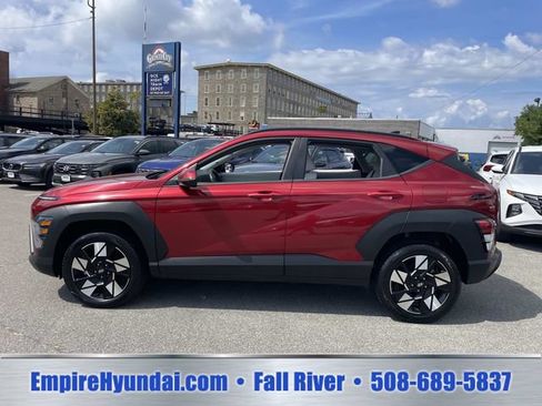 Used 2024 Hyundai Kona SEL AWD/4WD image 8
