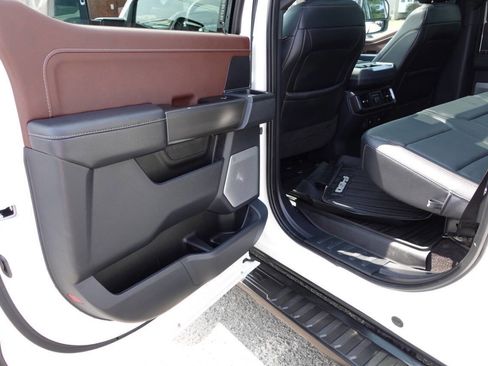 Used 2023 Ford F150 Lariat w/ Equipment Group 502A High image 23