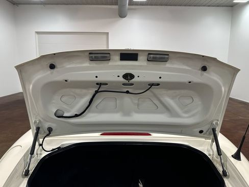 Used 2007 MAZDA MX-5 Miata Sport RWD image 71