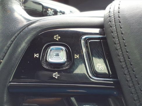 Certified 2023 Lincoln Aviator Reserve w/ Equipment Group 201A image 28