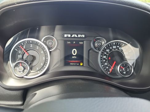 Used 2024 RAM 3500 Big Horn w/ Snow Chief Group AWD/4WD image 9