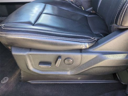 Used 2020 Ford F250 Lariat image 14